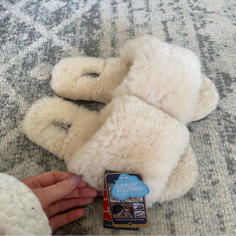 lamo fuzzy cream slippers